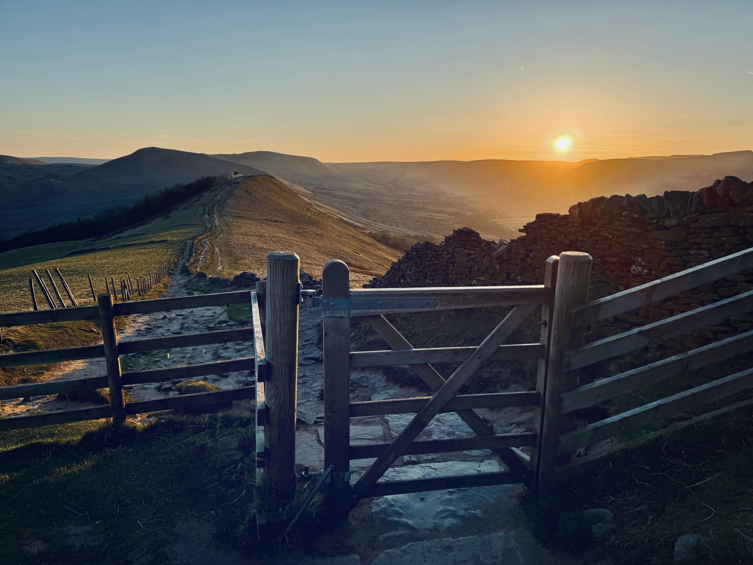 Edale Skyline - 17 April 2027