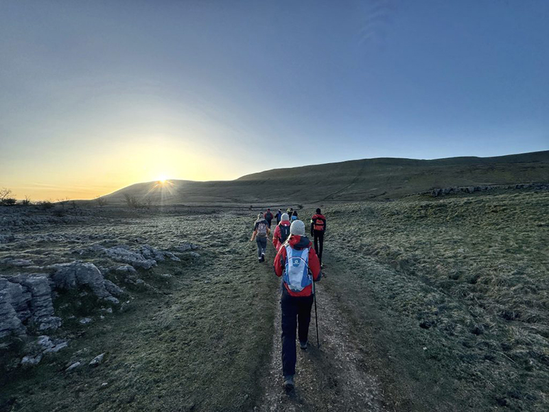 Guided walks in Eryri, Lake District, Peak District, Yorkshire dales, snowdonia